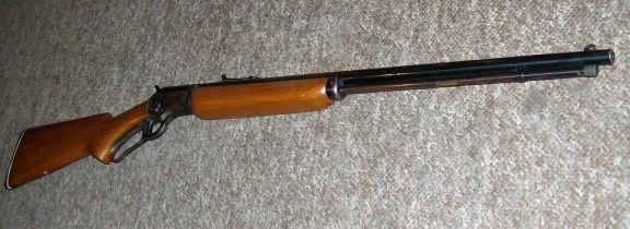 En annan vy av Marlin Model 39A