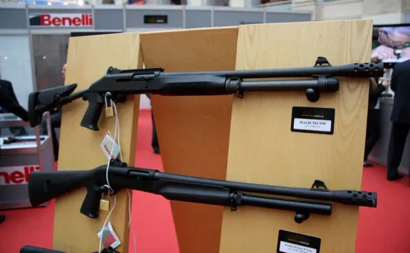 Another view of Benelli M2 Field