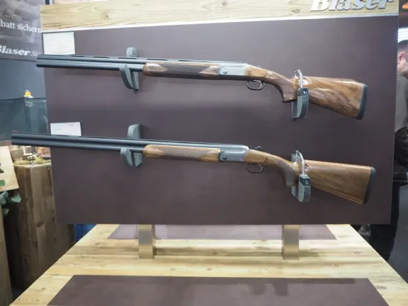 Blaser F16